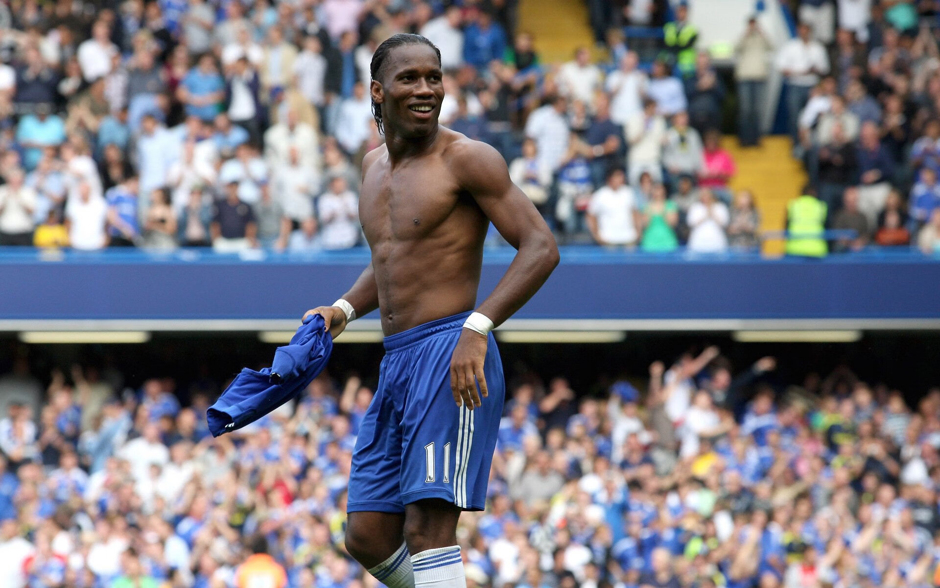 开云体育平台-皇马快反战术节节攀升，防守反击绽放威力，皇马战术反击还是控球